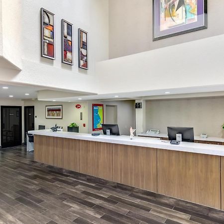 Anaheim Desert Inn&Suites Eksteriør bilde
