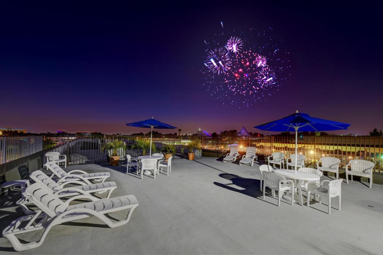Anaheim Desert Inn&Suites Eksteriør bilde